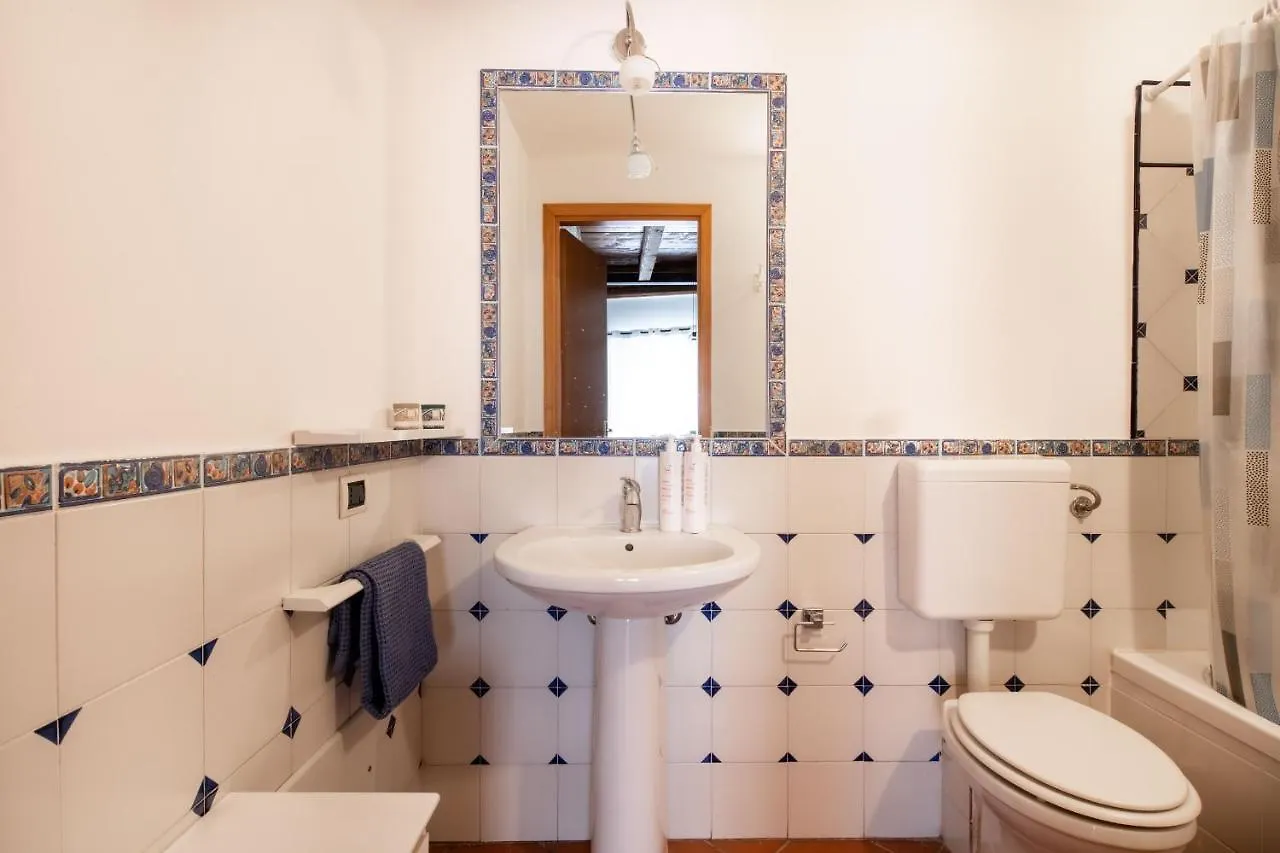 Apartment Casa Meli Dietro Piazza San Domenico By Wonderful Italy Palermo